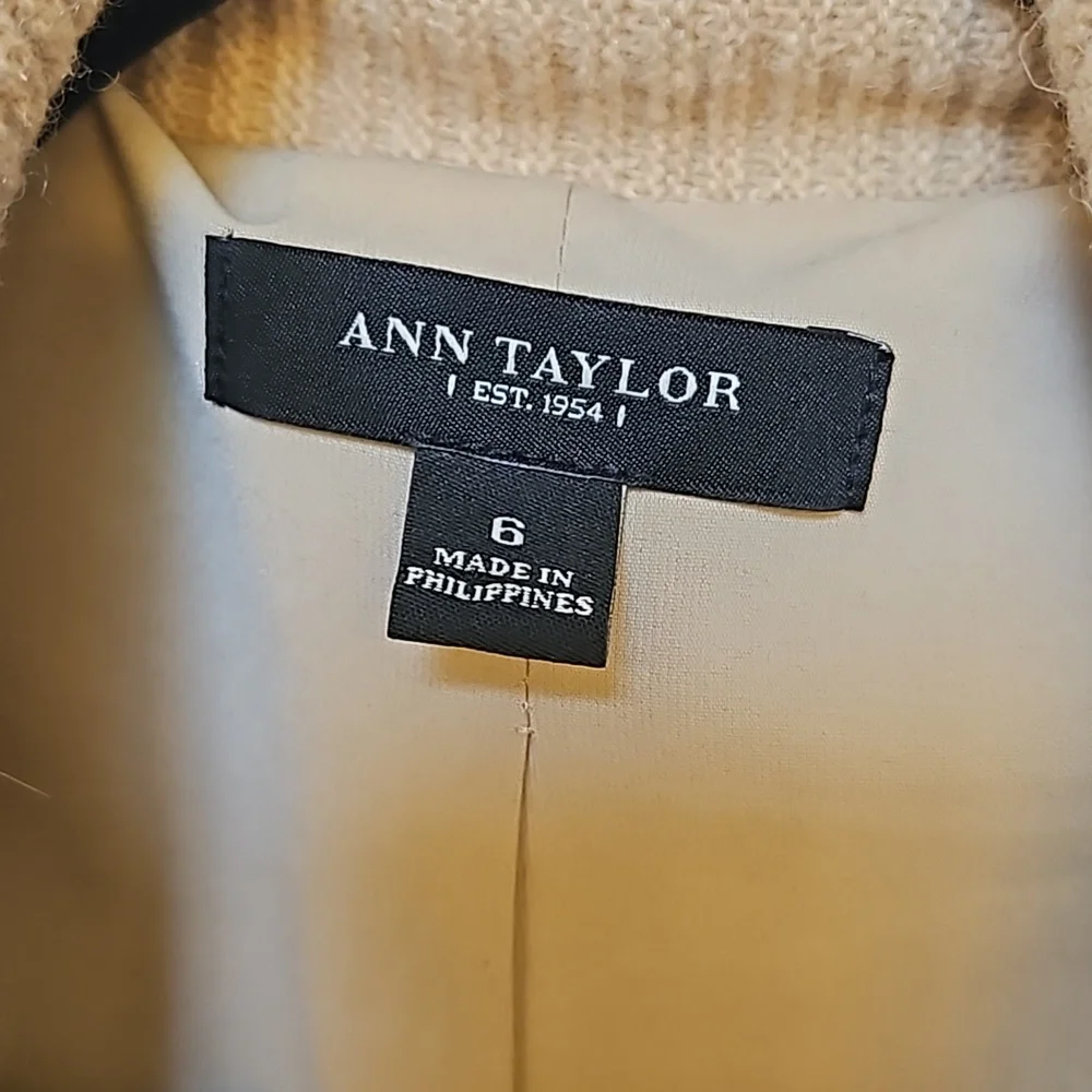 Ann Taylor Asymmetrical Zip Wool Blend Moto Jacket, sz 6, tan - Picture 2 of 6
